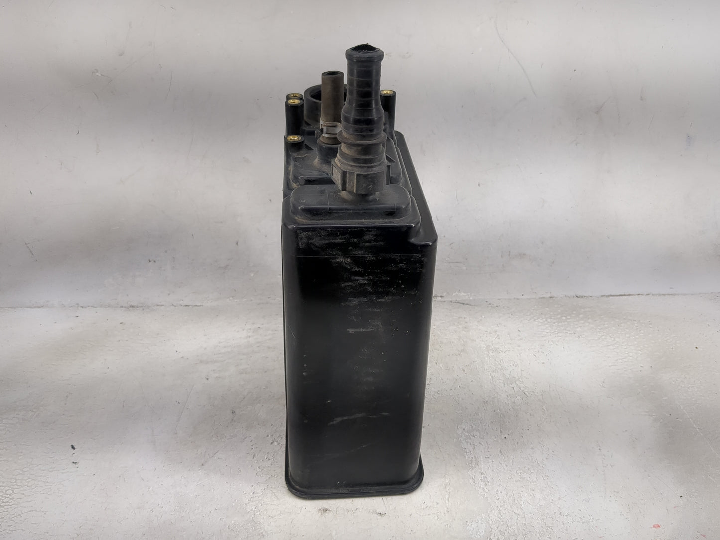 2006 Toyota Highlander Fuel Vapor Charcoal Canister - Oemusedautoparts1.com