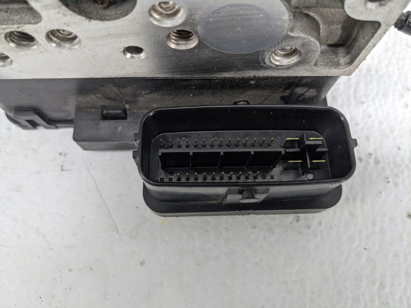 2006 Toyota Highlander ABS Pump Control Module Replacement P/N:44510-48061 133261-074, NOK MZ21-180 Fits OEM Used Auto Parts