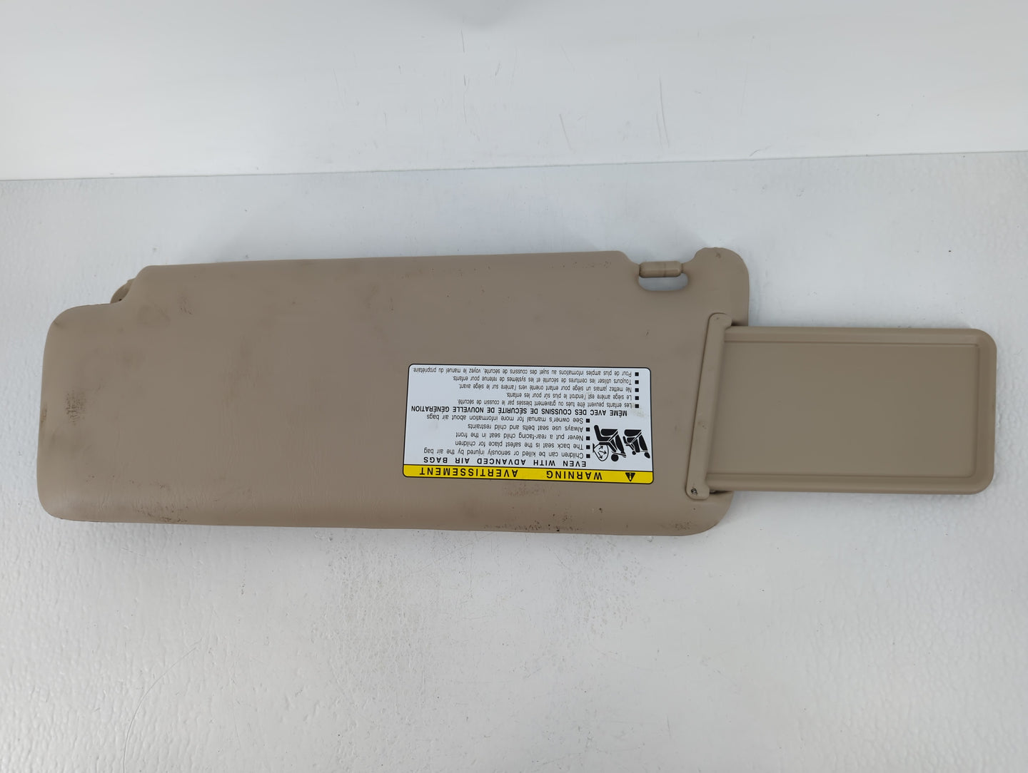 2004-2007 Toyota Highlander Sun Visor Shade Replacement Passenger Right Mirror Fits Fits 2004 2005 2006 2007 OEM Used Auto P