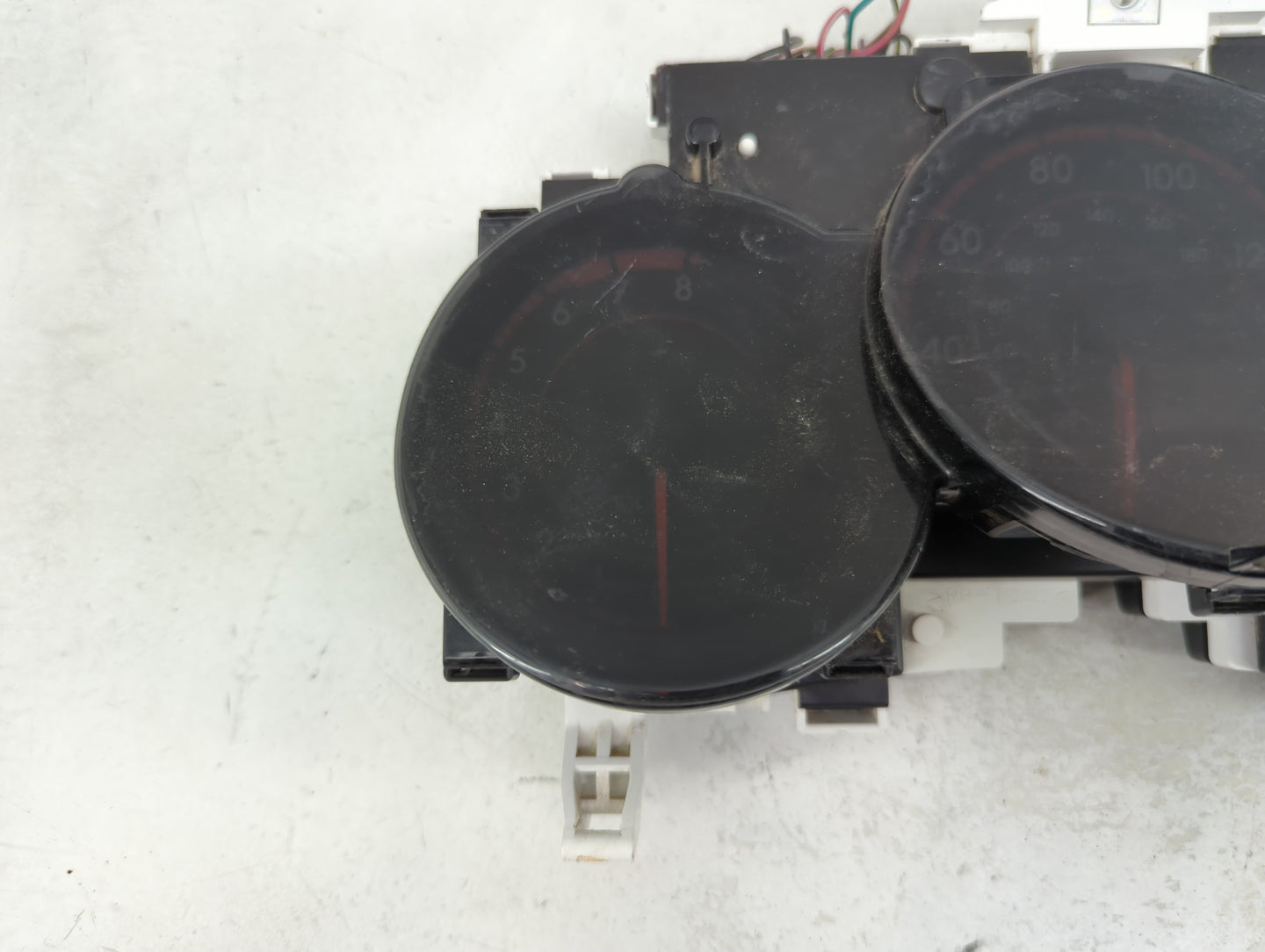 2004-2008 Toyota Matrix Instrument Cluster Speedometer Gauges P/N:83800-01270-00 TN257420-6352 Miles: Fits OEM Used Auto Par