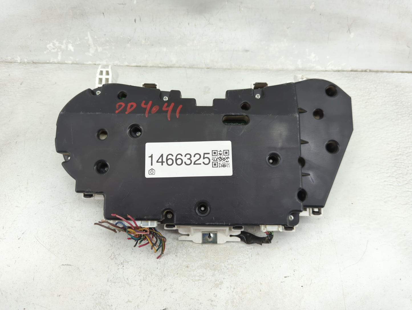 2004-2008 Toyota Matrix Instrument Cluster Speedometer Gauges P/N:83800-01270-00 TN257420-6352 Miles: Fits OEM Used Auto Par