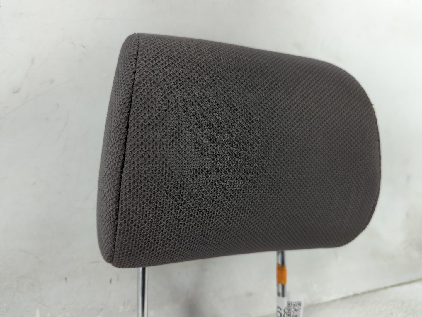 2005-2008 Toyota Matrix Headrest Head Rest Front Driver Passenger Seat Fits Fits 2005 2006 2007 2008 OEM Used Auto Parts - O