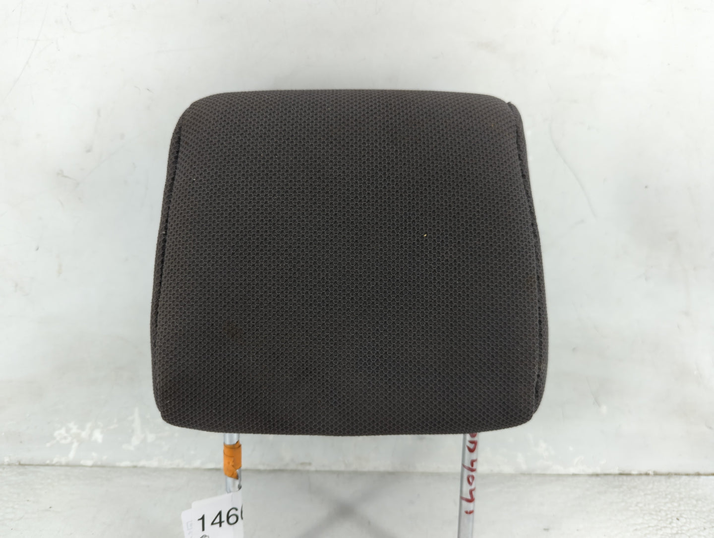 2005-2008 Toyota Matrix Headrest Head Rest Front Driver Passenger Seat Fits Fits 2005 2006 2007 2008 OEM Used Auto Parts - O