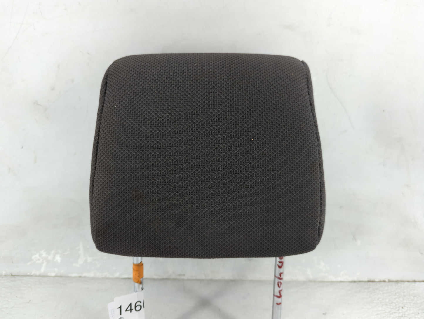 2005-2008 Toyota Matrix Headrest Head Rest Front Driver Passenger Seat Fits Fits 2005 2006 2007 2008 OEM Used Auto Parts - O
