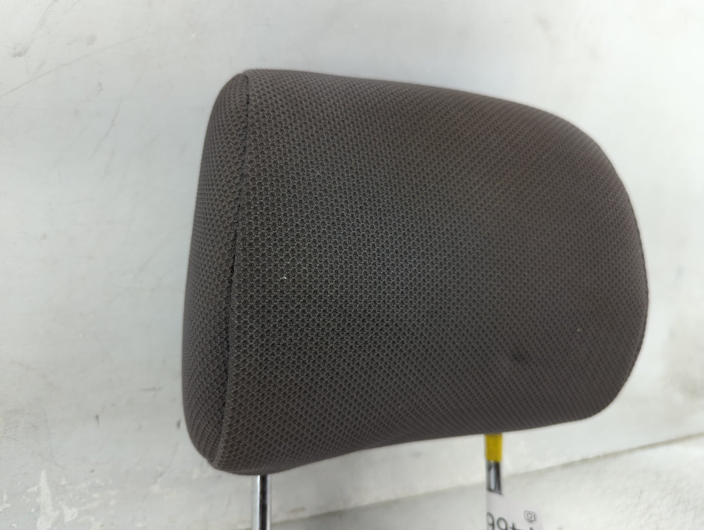 2005-2008 Toyota Matrix Headrest Head Rest Front Driver Passenger Seat Fits Fits 2005 2006 2007 2008 OEM Used Auto Parts - O