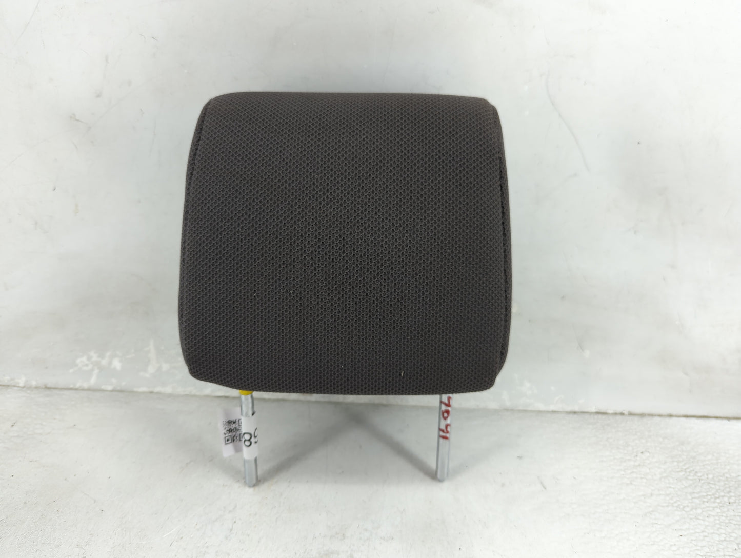 2005-2008 Toyota Matrix Headrest Head Rest Front Driver Passenger Seat Fits Fits 2005 2006 2007 2008 OEM Used Auto Parts - O