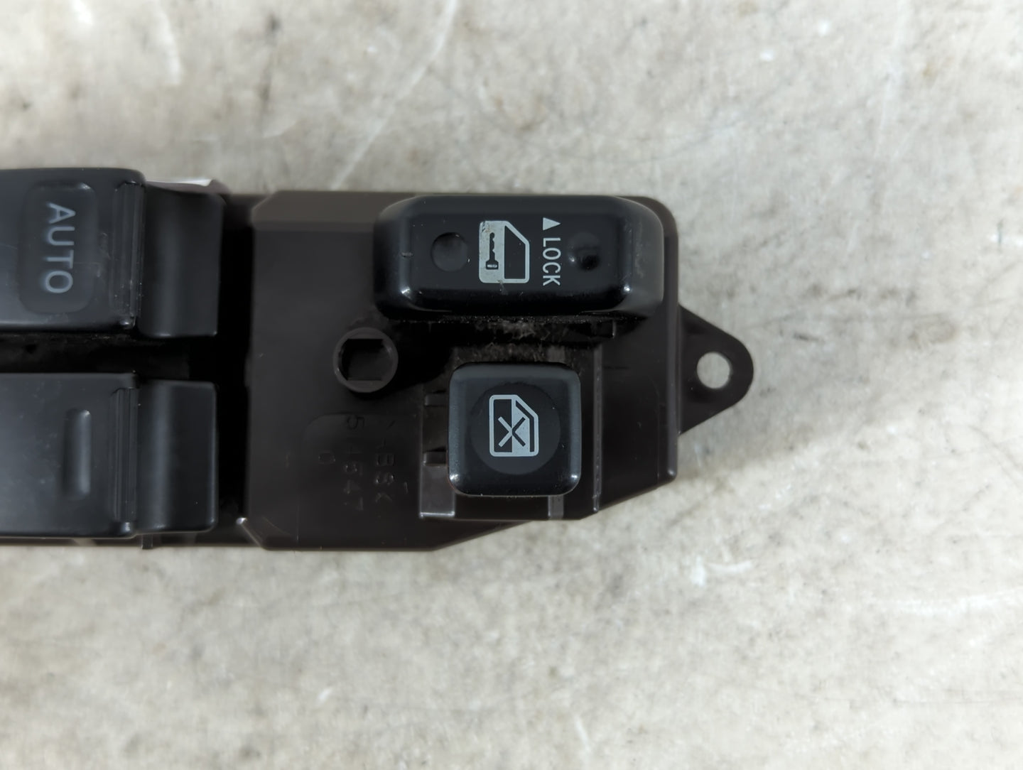 2005-2008 Toyota Matrix Master Power Window Switch Replacement Driver Side Left P/N:514547 Fits Fits 2003 2004 2005 2006 200