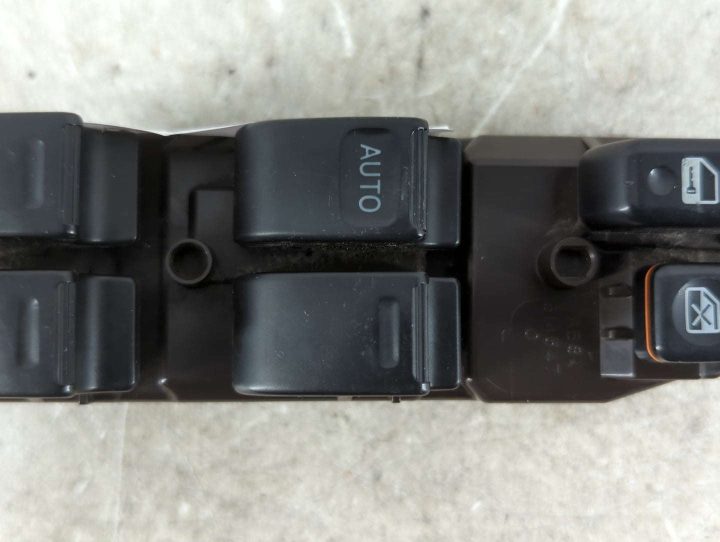 2005-2008 Toyota Matrix Master Power Window Switch Replacement Driver Side Left P/N:514547 Fits Fits 2003 2004 2005 2006 200