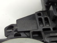2004-2015 Toyota Prius Used Window Regulator Passenger Front 1037370 - Oemusedautoparts1.com