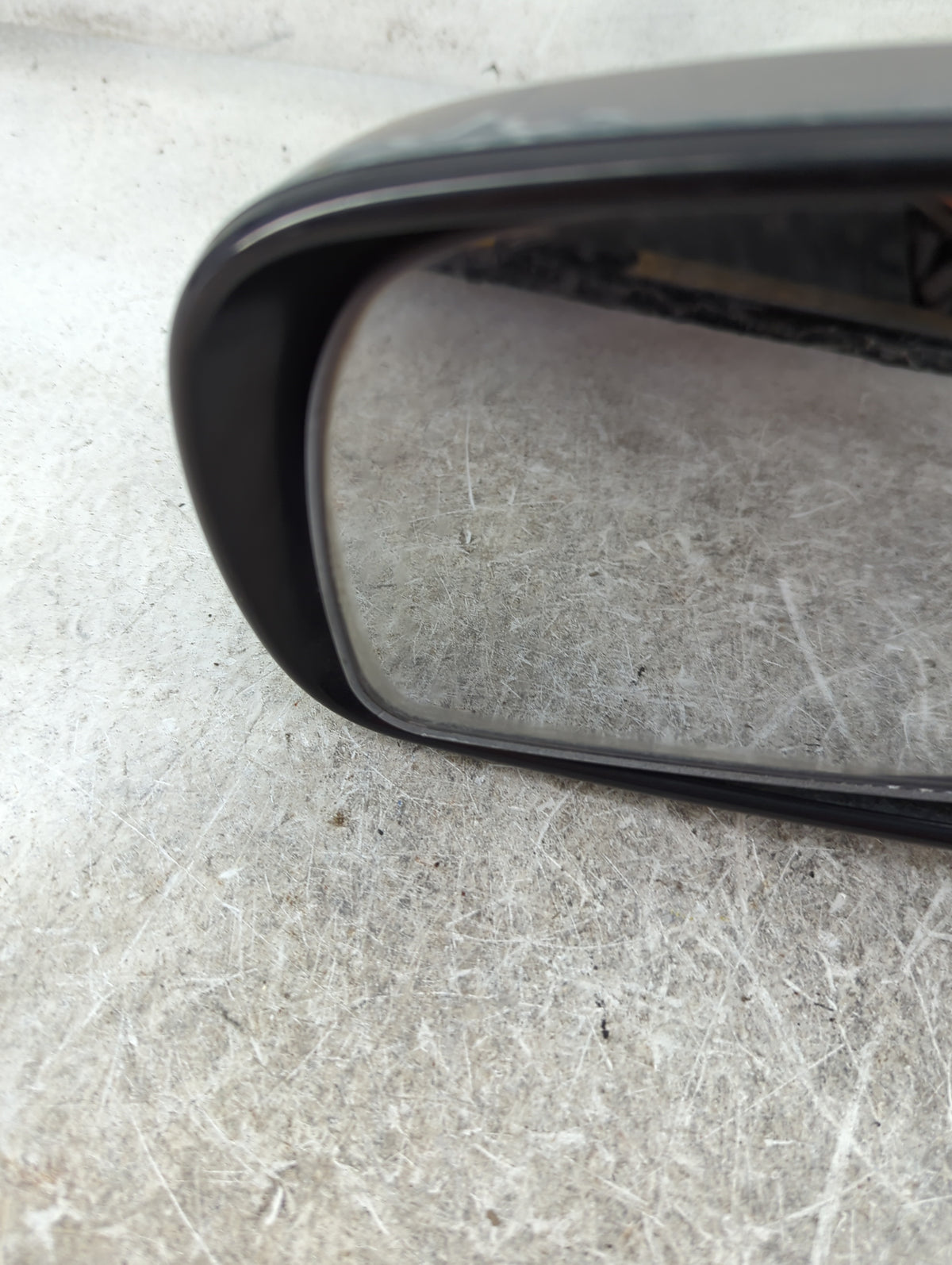 2004-2009 Toyota Prius Driver Side View Mirror - Left Door Mirror OEM Used - Oemusedautoparts1.com