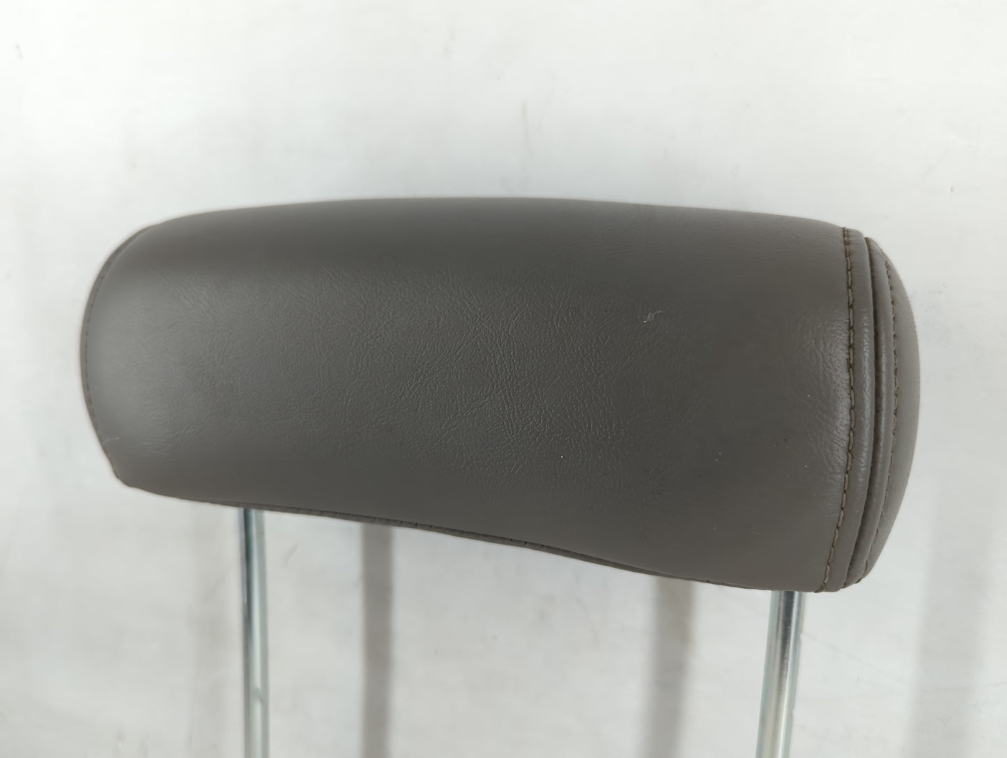 2006-2009 Toyota Prius Headrest Head Rest Rear Seat Fits Fits 2006 2007 2008 2009 OEM Used Auto Parts - Oemusedautoparts1.co