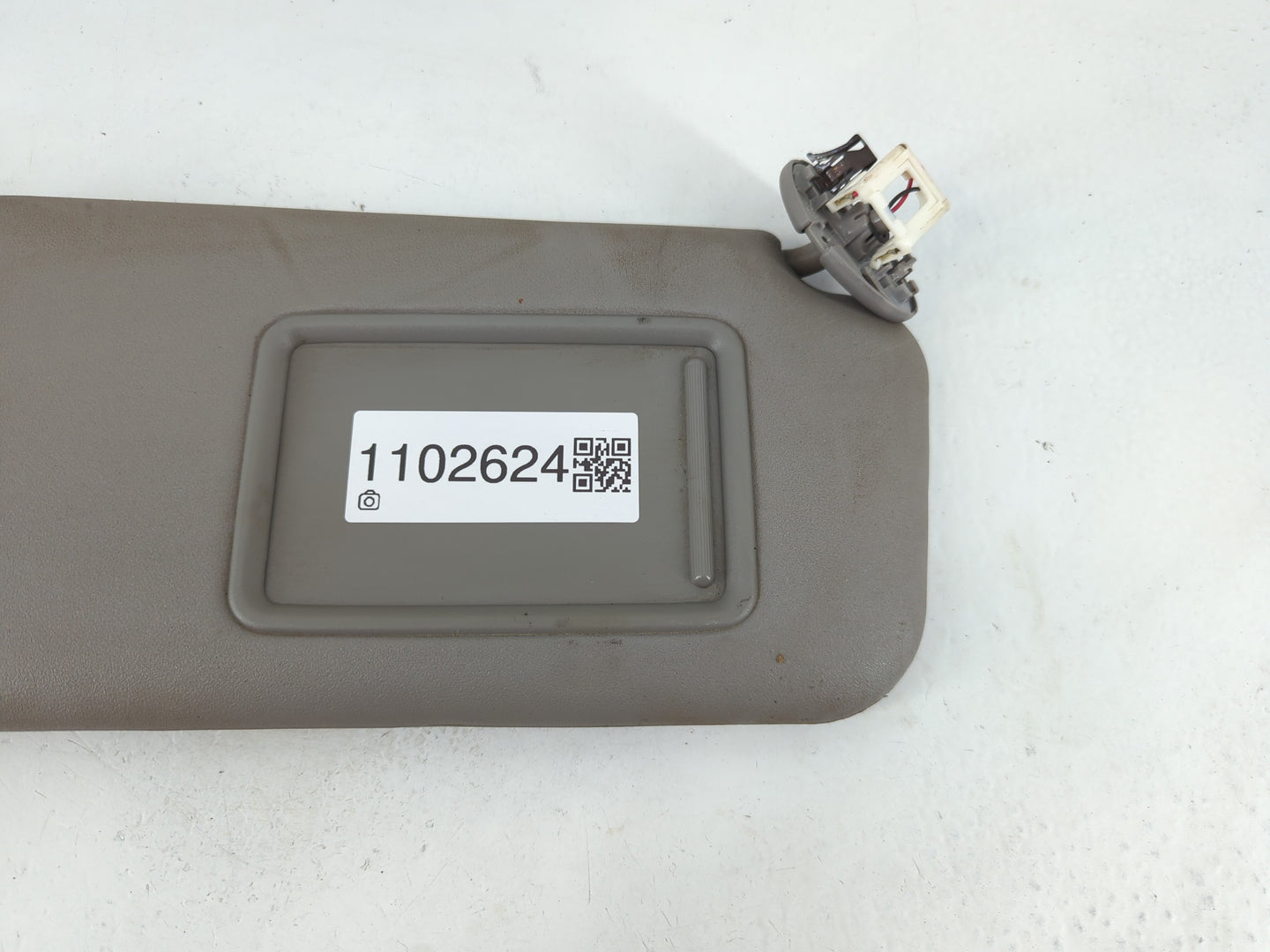 2006-2009 Toyota Rav4 Sun Visor Shade Replacement Passenger Right Mirror Fits Fits 2006 2007 2008 2009 OEM Used Auto Parts -