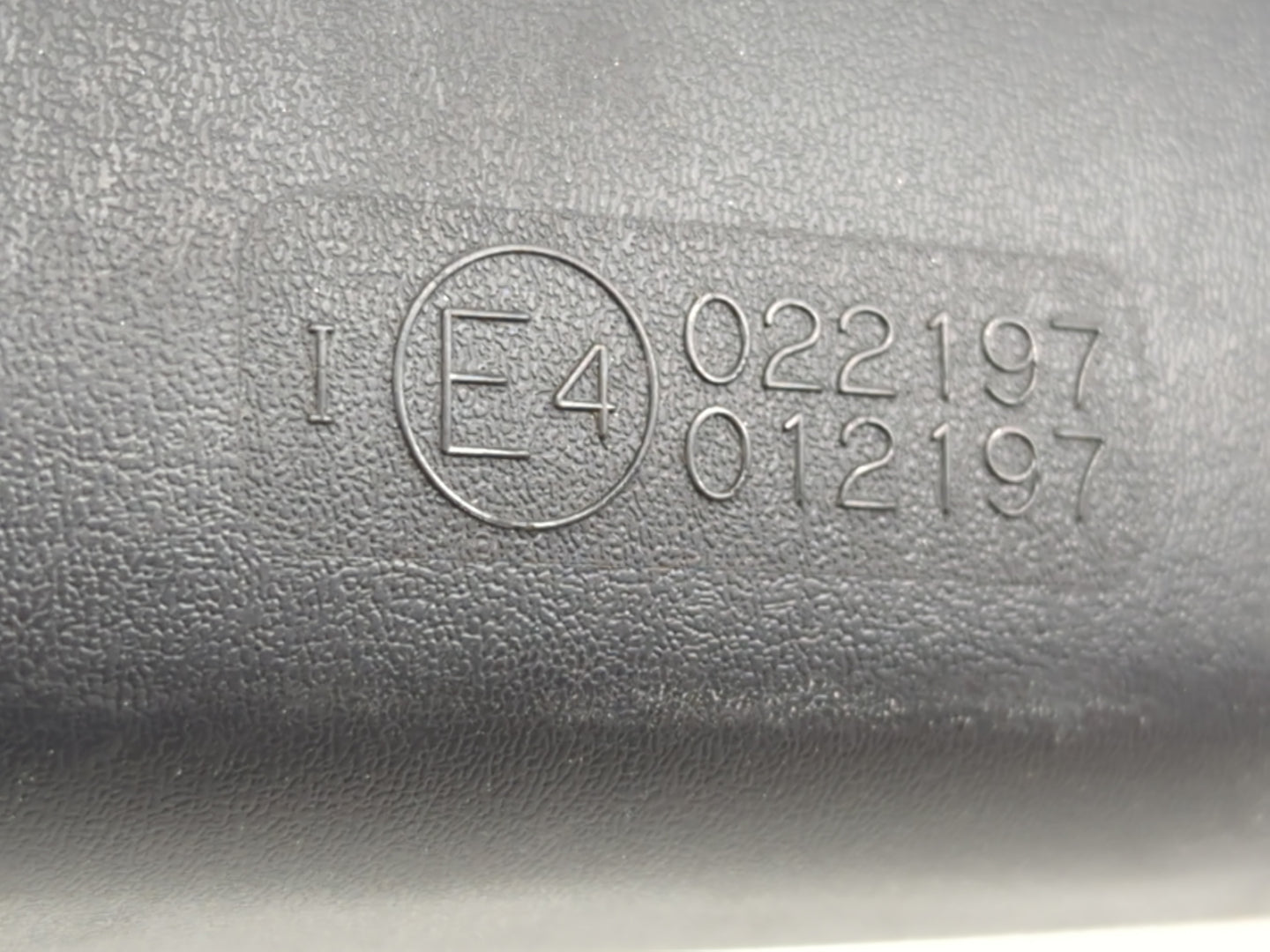 2004-2015 Toyota Rav4 Interior Rear View Mirror Replacement OEM P/N:IE4022197 Fits OEM Used Auto Parts - Oemusedautoparts1.c