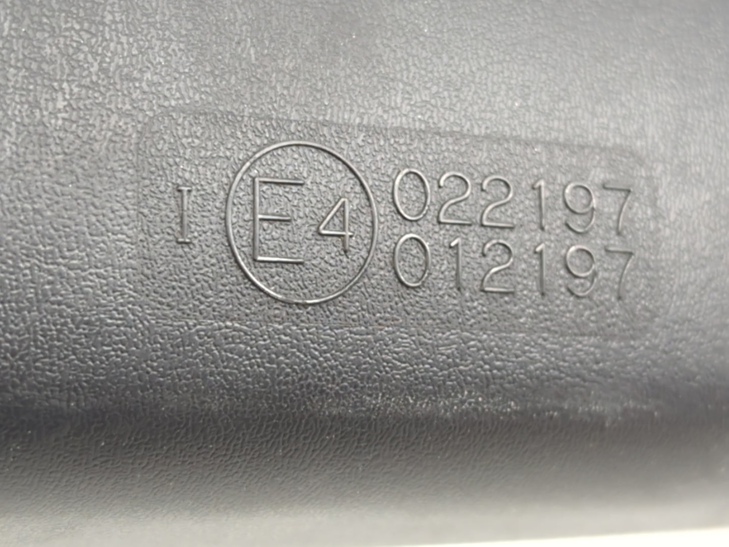 2004-2015 Toyota Rav4 Interior Rear View Mirror Replacement OEM P/N:IE4022197 Fits OEM Used Auto Parts - Oemusedautoparts1.c