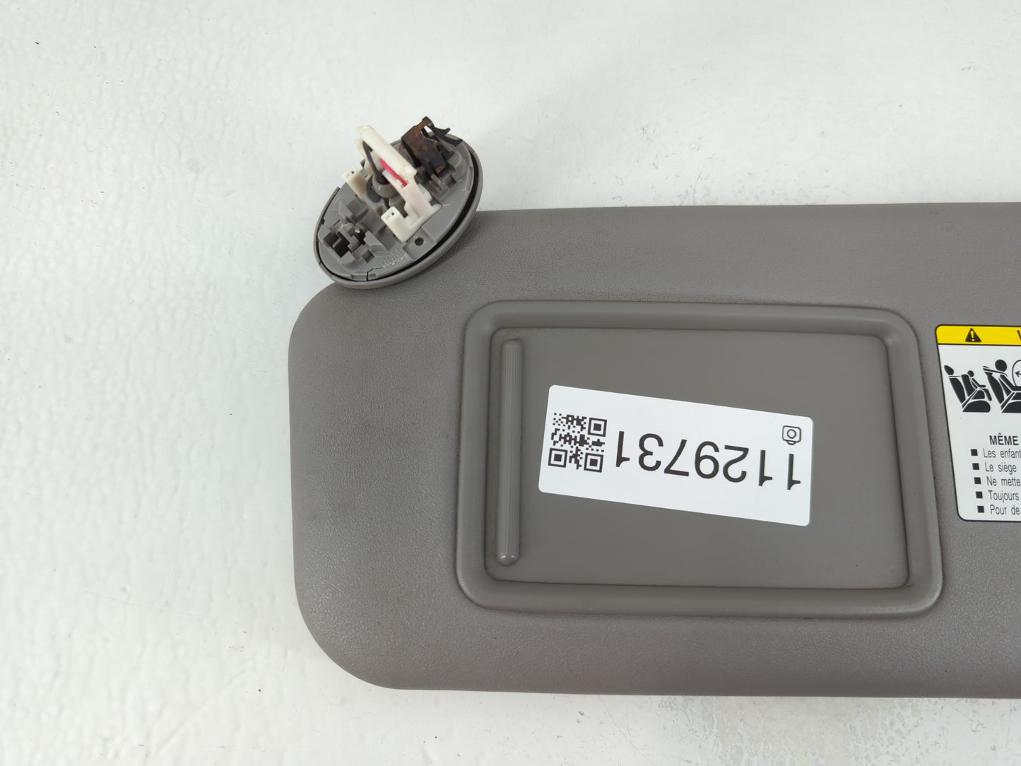 2006-2009 Toyota Rav4 Sun Visor Shade Replacement Driver Left Mirror Fits Fits 2006 2007 2008 2009 OEM Used Auto Parts - Oem