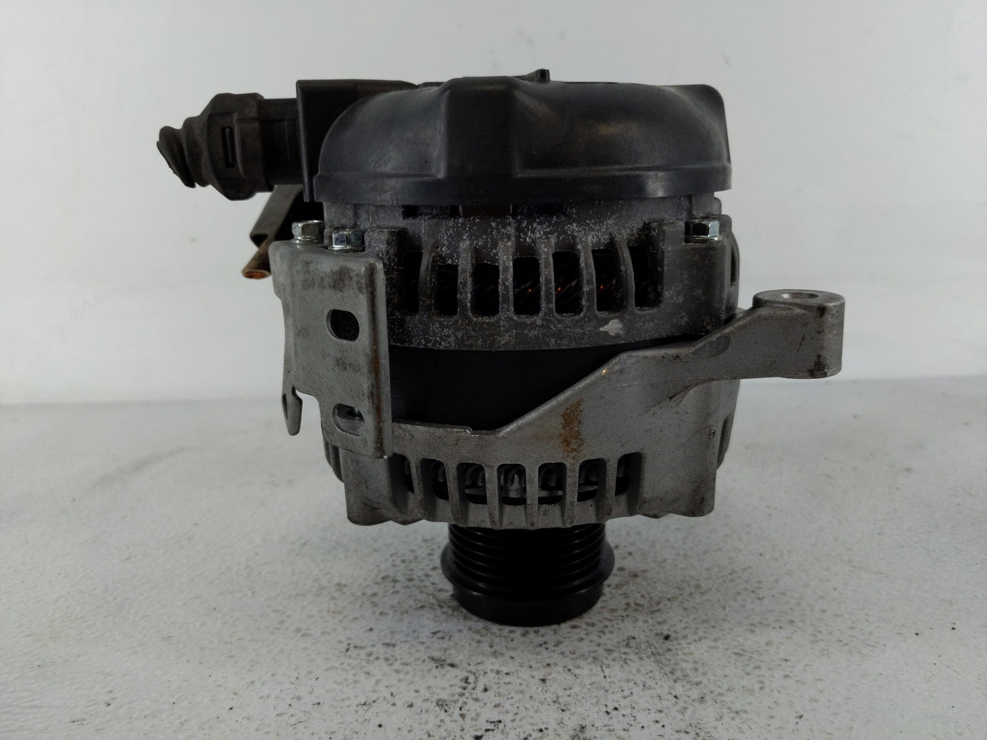 2006-2008 Toyota Rav4 Alternator Replacement Generator Charging Assembly Engine OEM P/N:27060-28301 Fits Fits 2006 2007 2008