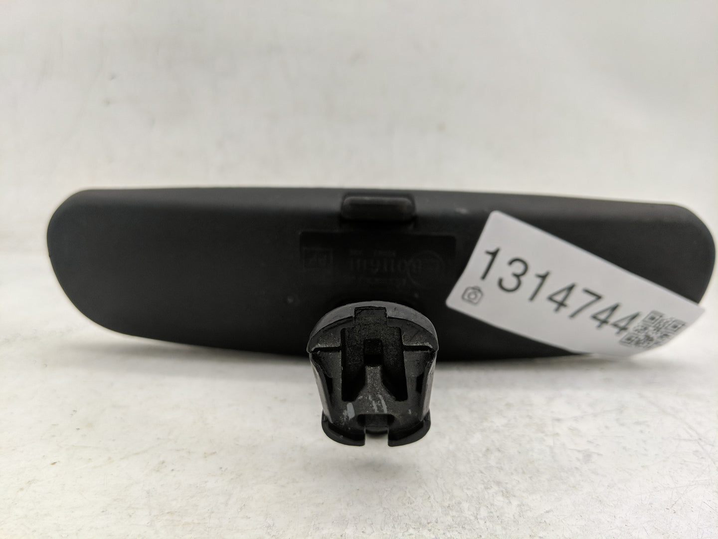 2004-2015 Toyota Rav4 Interior Rear View Mirror Replacement OEM P/N:E8011681 Fits OEM Used Auto Parts - Oemusedautoparts1.co