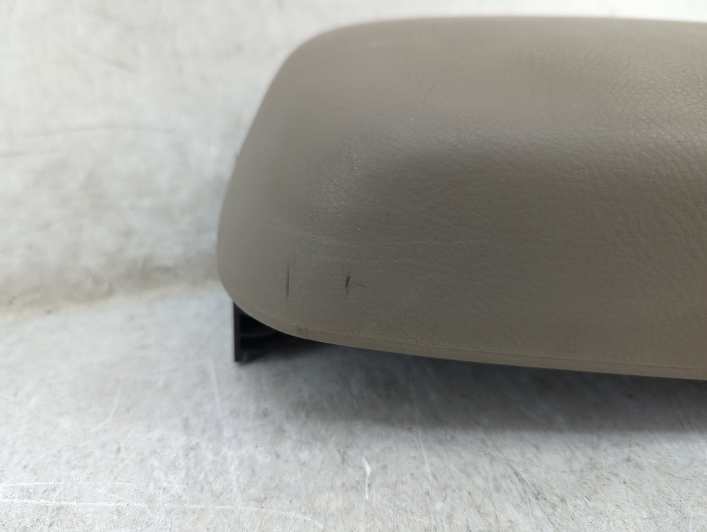 2006 Toyota Rav4 Center Console Armrest Cover Lid Fits OEM Used Auto Parts - Oemusedautoparts1.com