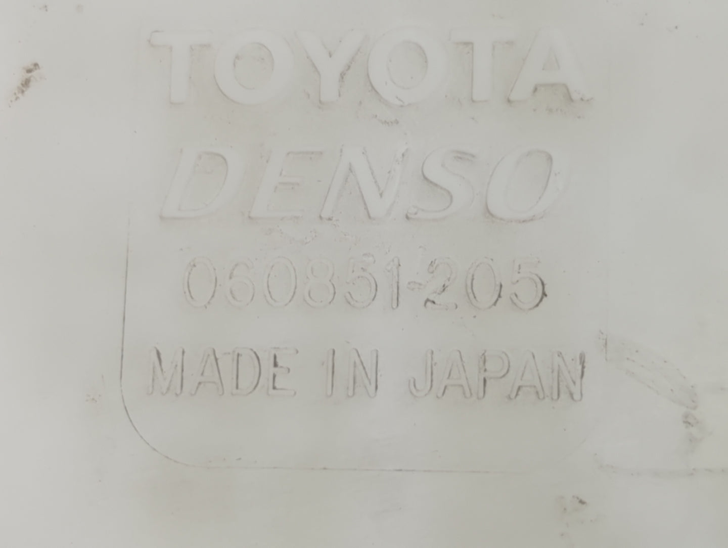 2006-2007 Toyota Rav4 Windshield Washer Fluid Reservoir Bottle Oem 1459348 - Oemusedautoparts1.com
