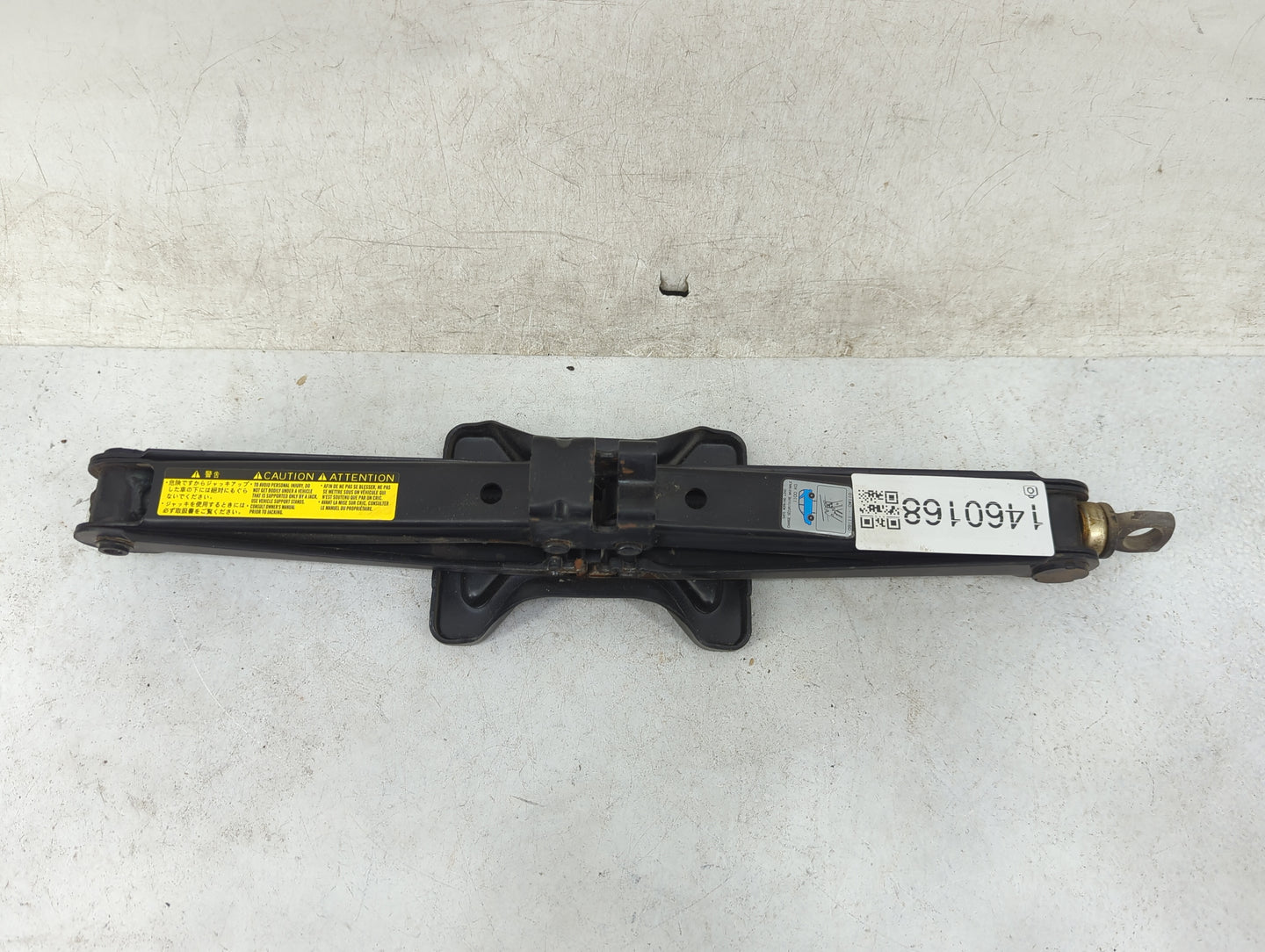 2006 Toyota Rav4 Spare Scissor Car Jack Black - Oemusedautoparts1.com