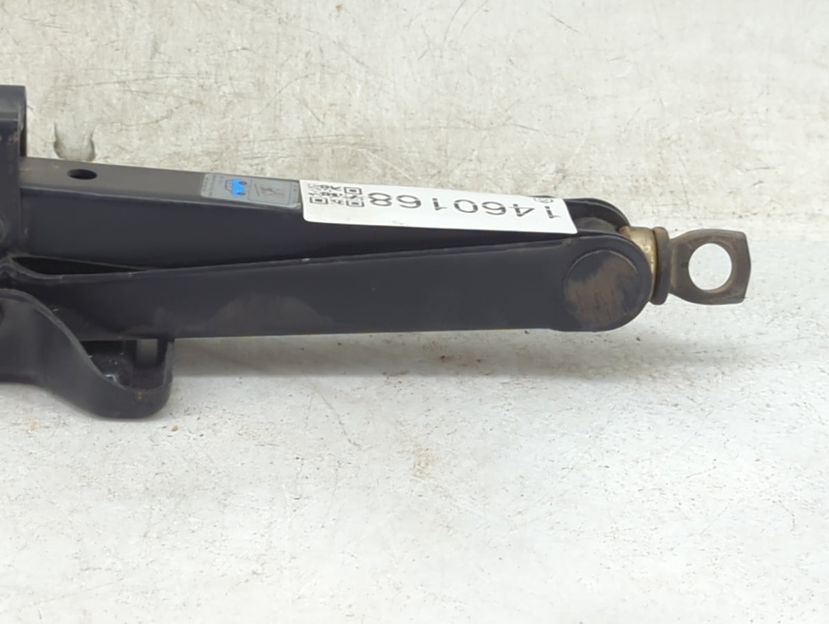 2006 Toyota Rav4 Spare Scissor Car Jack Black - Oemusedautoparts1.com