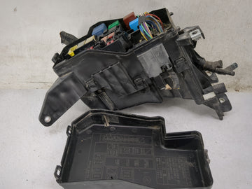 2006-2012 Toyota Rav4 Fusebox Fuse Box Panel Relay Module P/N:82662-42170 82602-42170 Fits Fits 2006 2007 2008 2009 2010 201