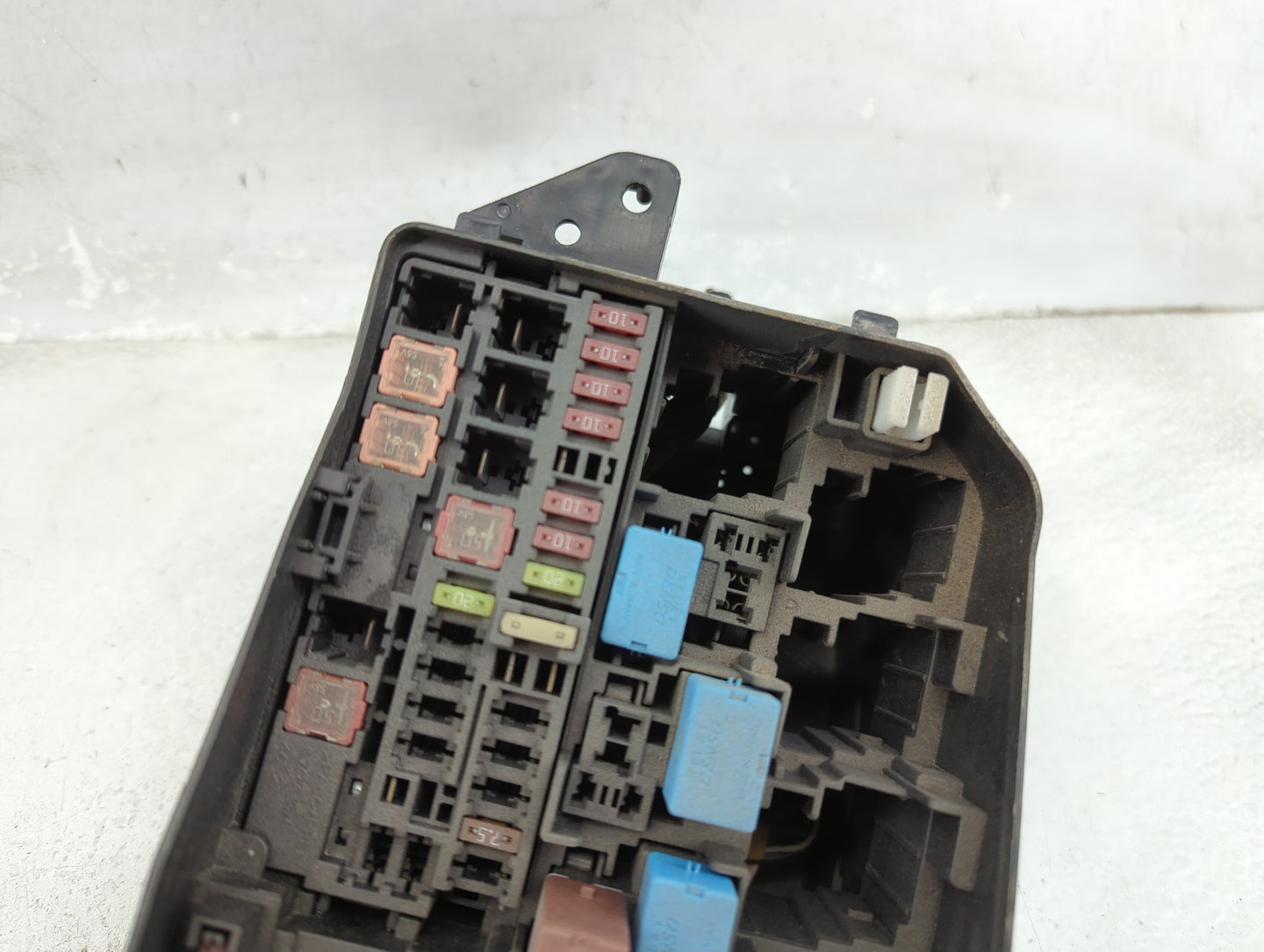 2006-2012 Toyota Rav4 Fusebox Fuse Box Panel Relay Module P/N:82662-42190 Fits Fits 2006 2007 2008 2009 2010 2011 2012 OEM U