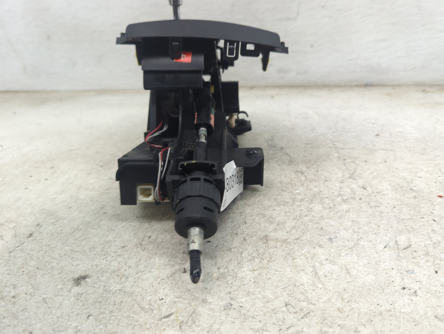 2006 Toyota Rav4 Floor Console Assembly Shifter - Oemusedautoparts1.com