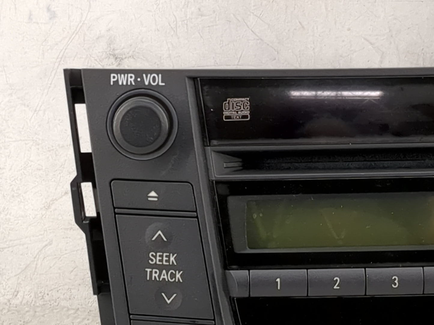 2006-2008 Toyota Rav4 Radio AM FM Cd Player Receiver Replacement P/N:86120-42160 122000-76700101 Fits Fits 2006 2007 2008 OE