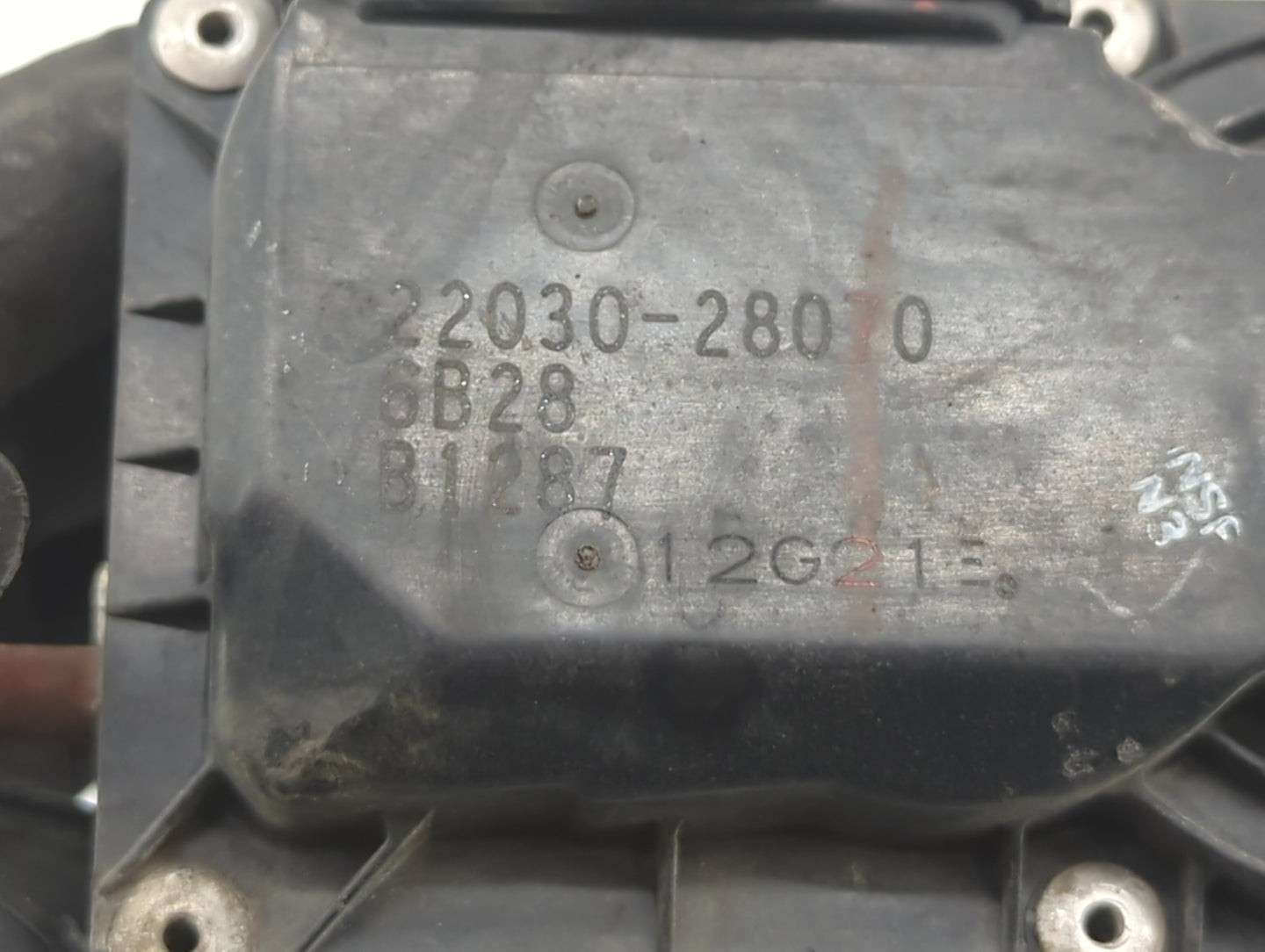 2006-2008 Toyota Rav4 Throttle Body P/N:22030-28070 22030-0H030 Fits Fits 2006 2007 2008 2009 2010 2011 2012 2013 2014 2015 