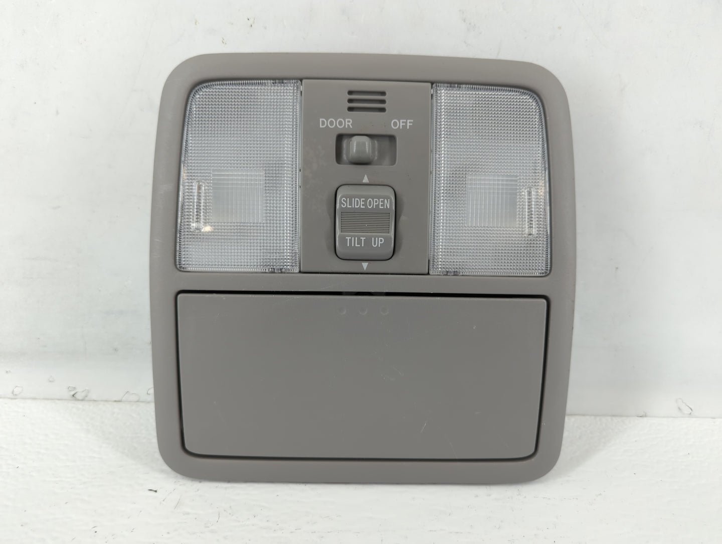 2006-2008 Toyota Rav4 Overhead Roof Console 588602 - Oemusedautoparts1.com
