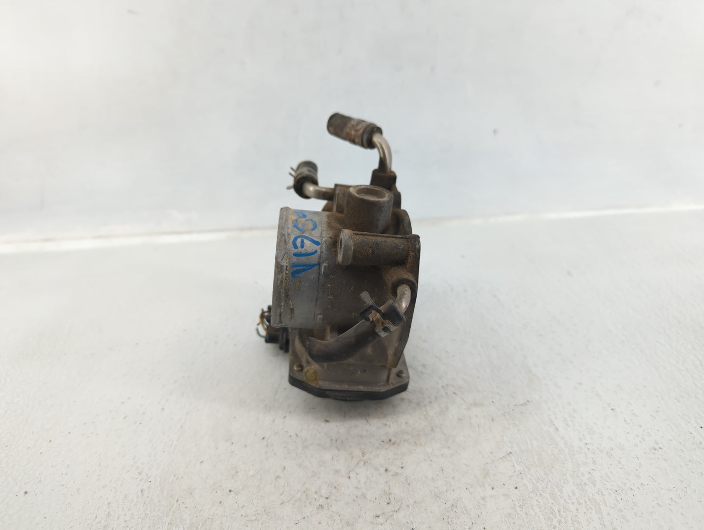 2006-2008 Toyota Rav4 Throttle Body P/N:22030-28070 Fits Fits 2006 2007 2008 2009 2010 2011 2012 2013 2014 2015 OEM Used Aut