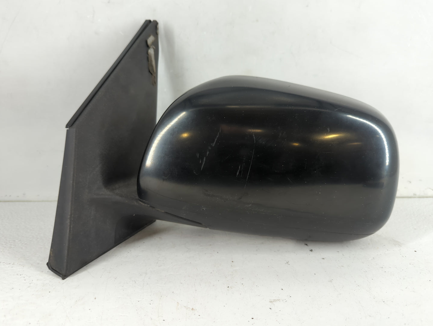 2006-2008 Toyota Rav4 Driver Side View Mirror - Left Door Mirror OEM Used - Oemusedautoparts1.com