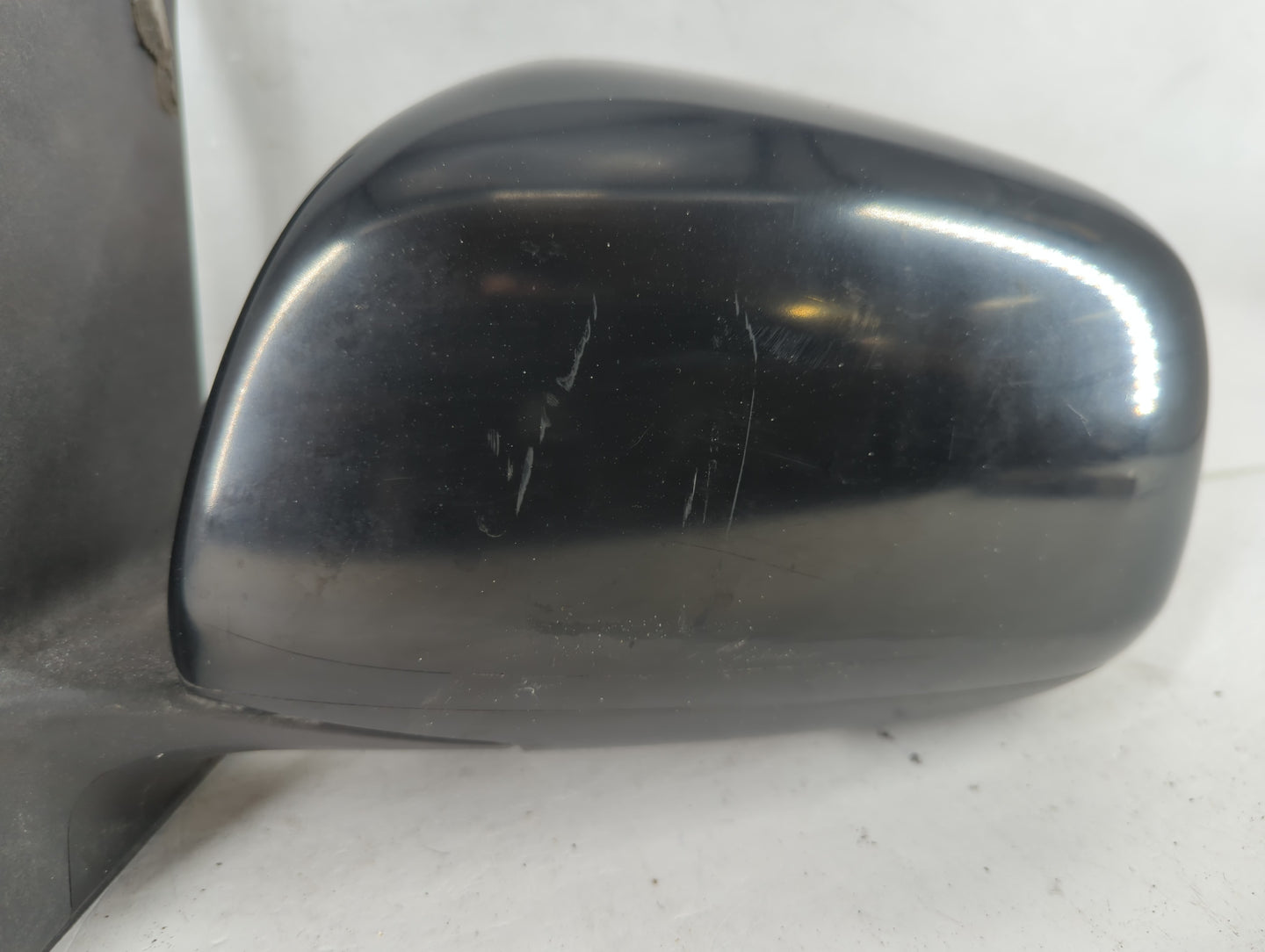 2006-2008 Toyota Rav4 Driver Side View Mirror - Left Door Mirror OEM Used - Oemusedautoparts1.com