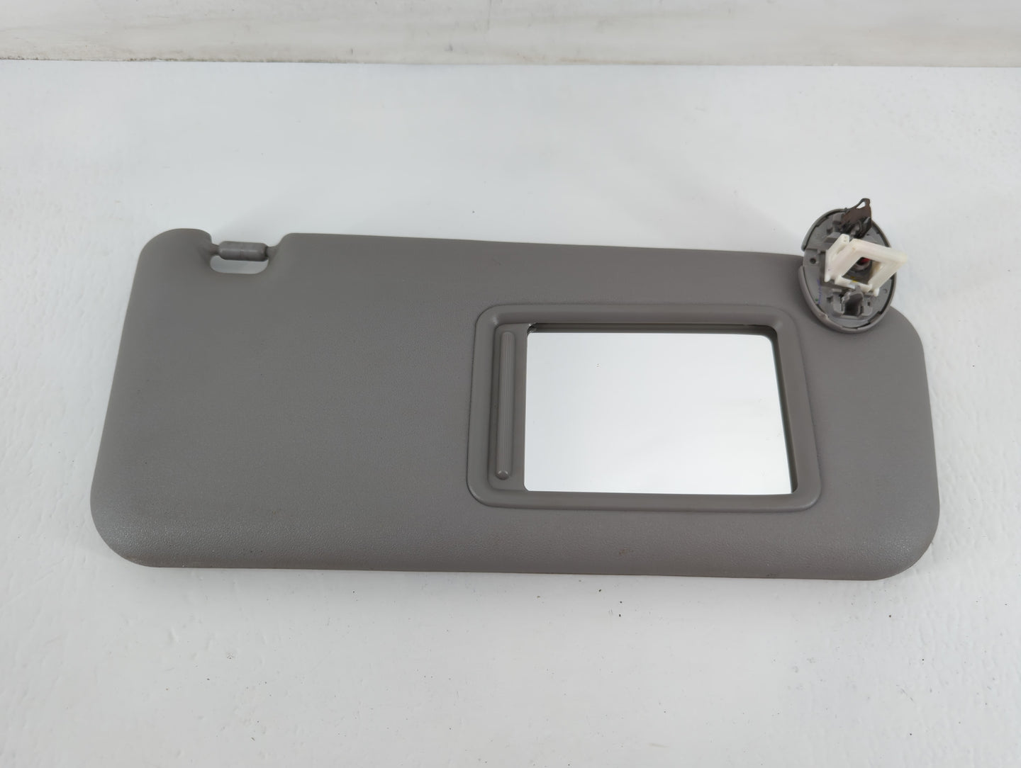 2006-2009 Toyota Rav4 Sun Visor Shade Replacement Passenger Right Mirror Fits Fits 2006 2007 2008 2009 OEM Used Auto Parts -