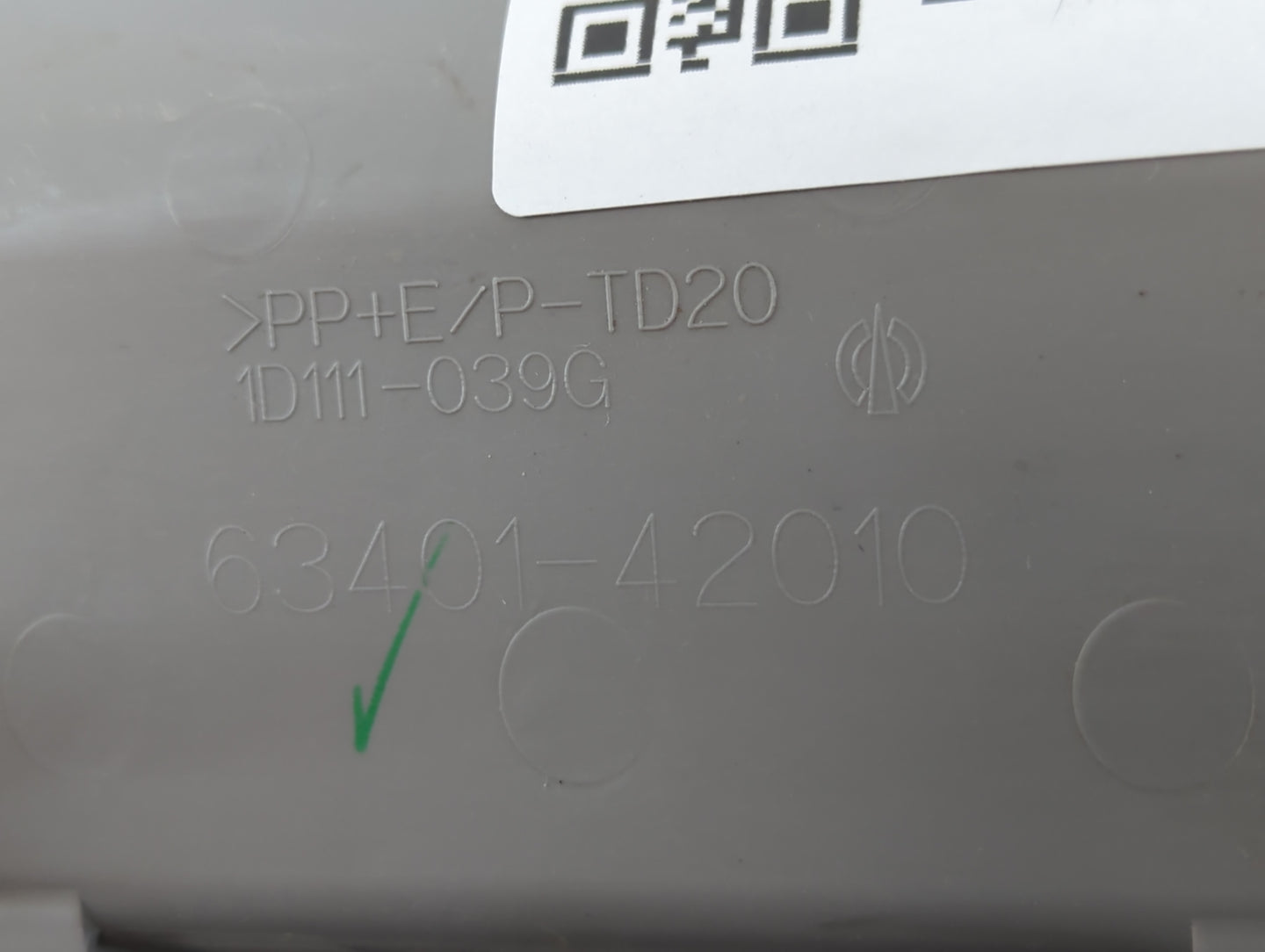 2006-2008 Toyota Rav4 Overhead Roof Console 707057 - Oemusedautoparts1.com