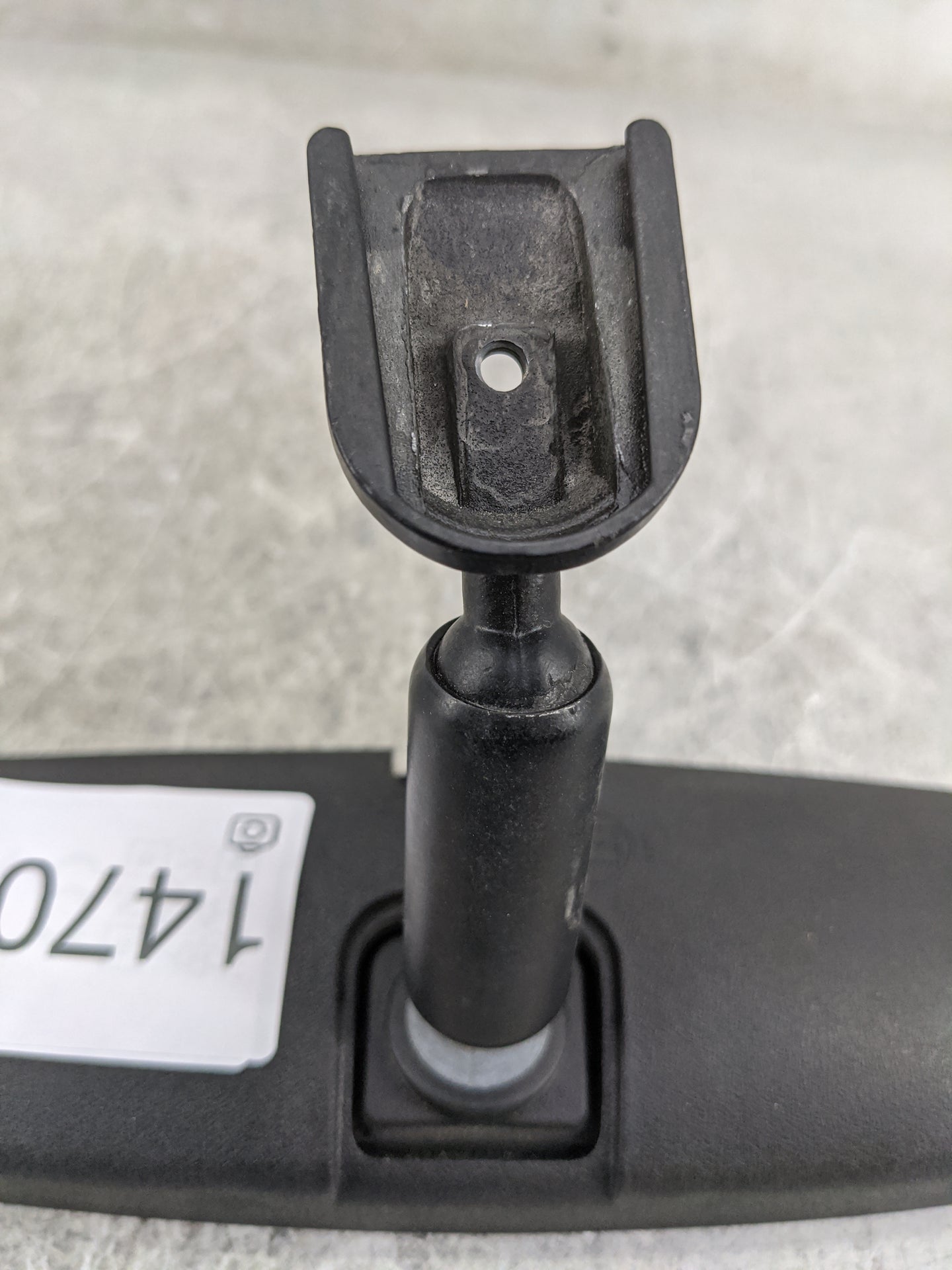 2003-2009 Toyota Sequoia Interior Rear View Mirror Replacement OEM P/N:015317 MODEL 501 Fits OEM Used Auto Parts - Oemusedau