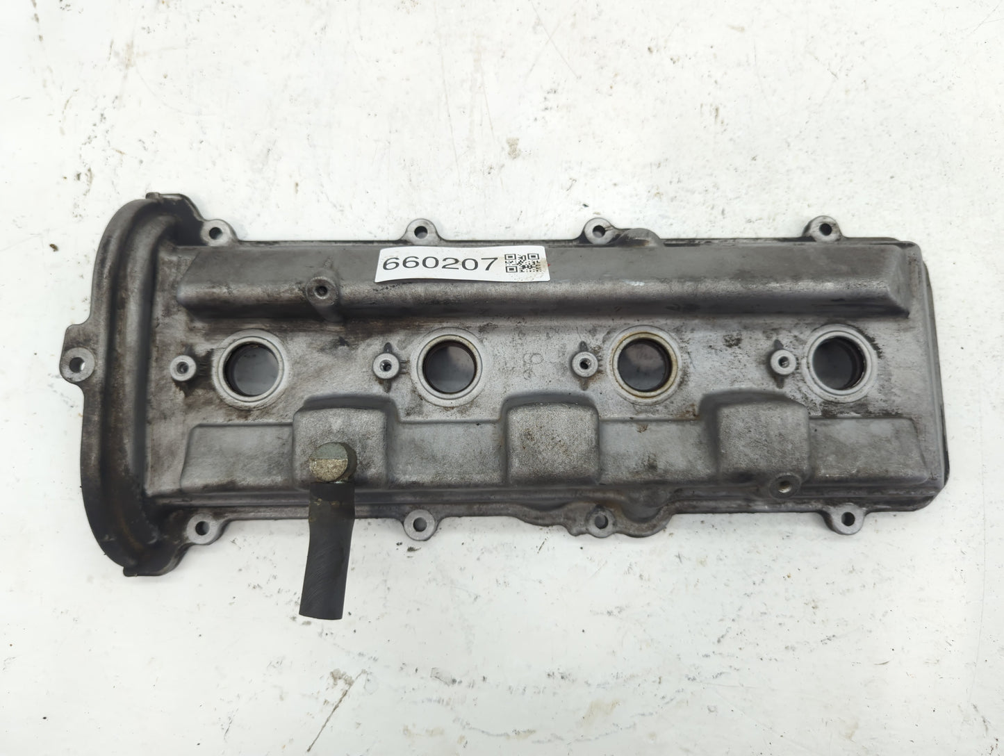 2006 Toyota Sequoia Valve Cover - Oemusedautoparts1.com