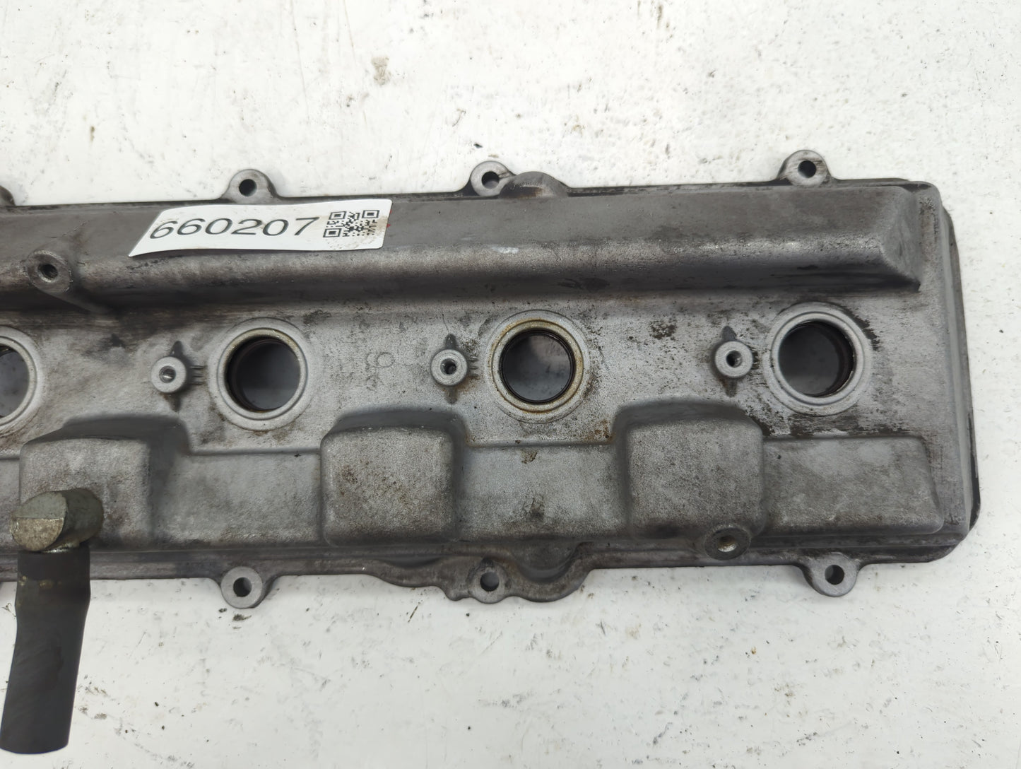 2006 Toyota Sequoia Valve Cover - Oemusedautoparts1.com