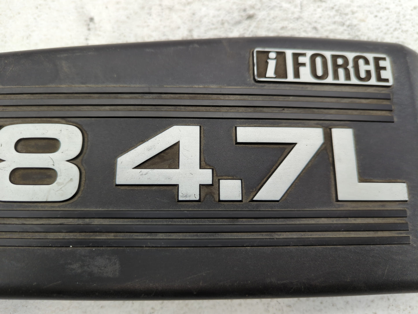 2006 Toyota Sequoia Engine Cover - Oemusedautoparts1.com