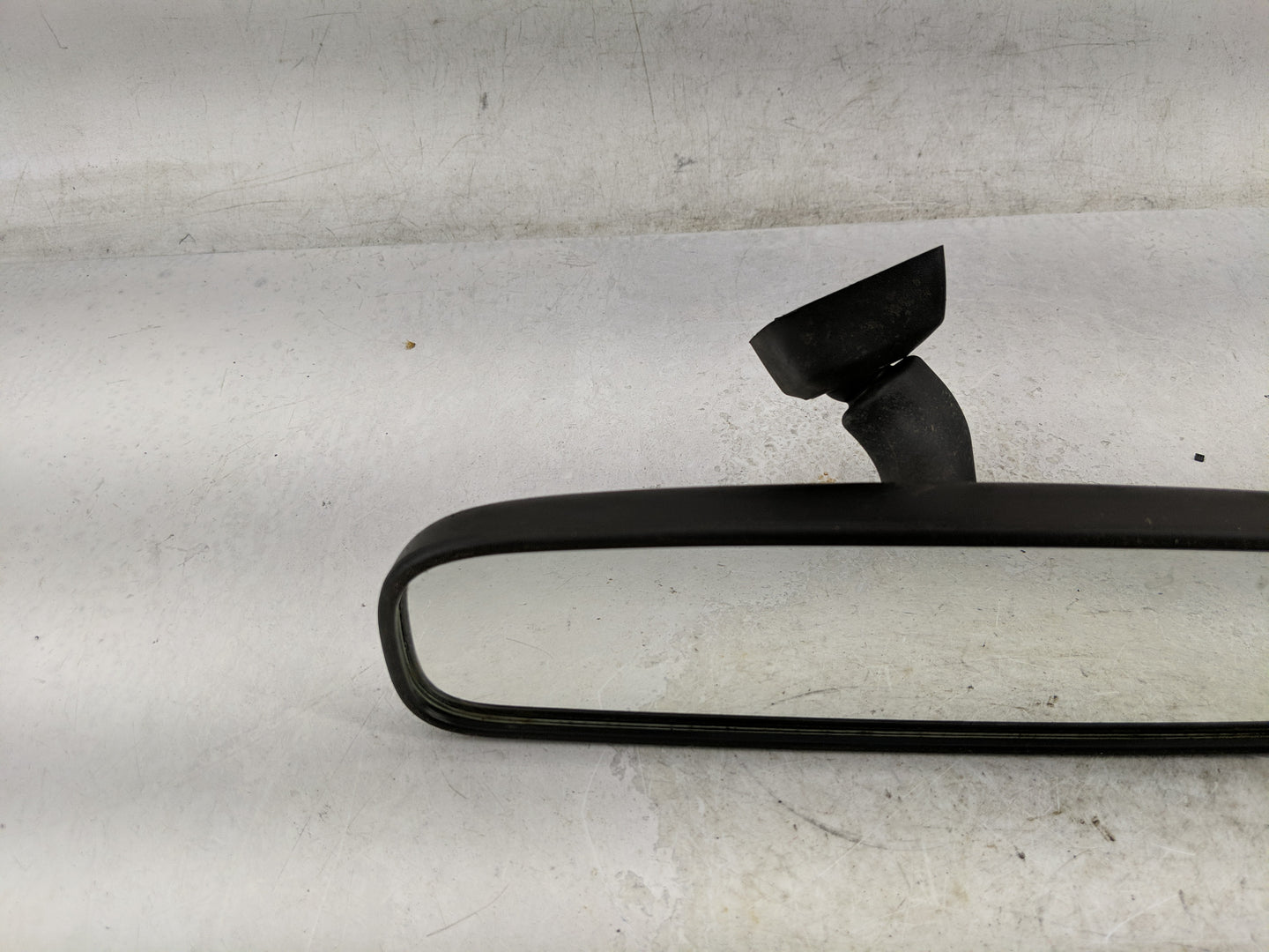 2004-2010 Toyota Sienna Interior Rear View Mirror Replacement OEM P/N:A047171 Fits OEM Used Auto Parts - Oemusedautoparts1.c