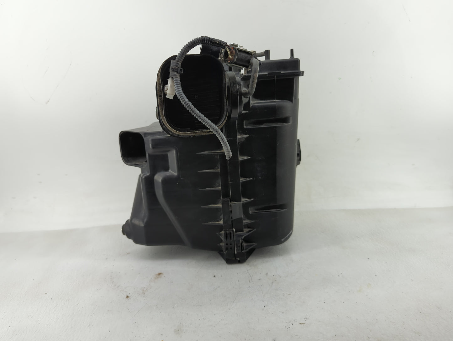2004-2006 Toyota Sienna Air Cleaner Intake-duct Hose Tube - Oemusedautoparts1.com