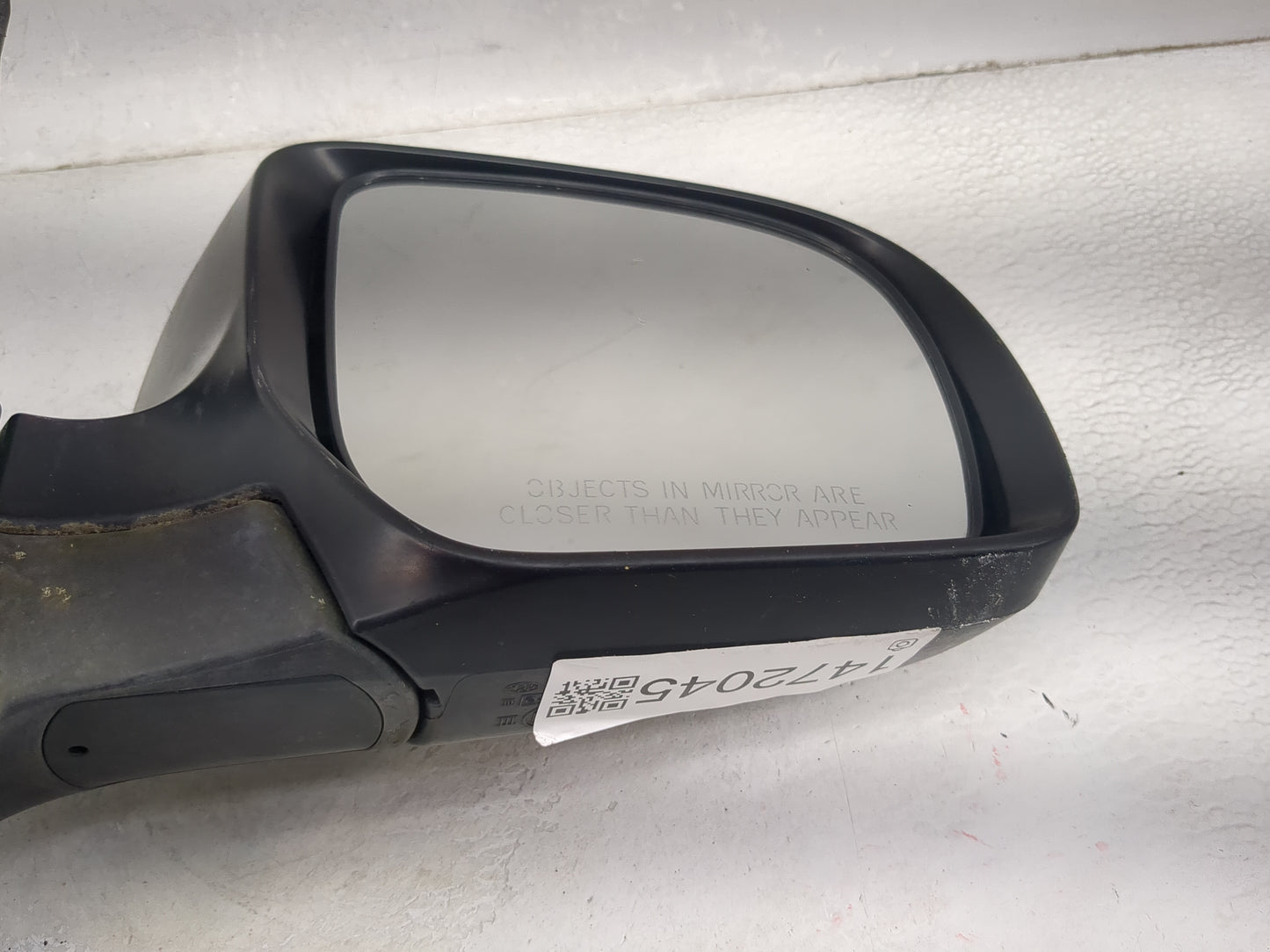 2004-2010 Toyota Sienna Passenger Side View Mirror - Right Door Mirror OEM Used - Oemusedautoparts1.com