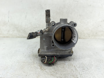 2004-2006 Toyota Sienna Throttle Body P/N:22030-0A020 Fits Fits 2003 2004 2005 2006 2007 2008 2009 2010 OEM Used Auto Parts 