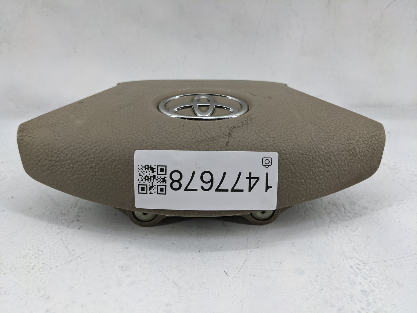 2004-2010 Toyota Sienna Air Bag Driver Left Steering Wheel Mounted 1477678 - Oemusedautoparts1.com