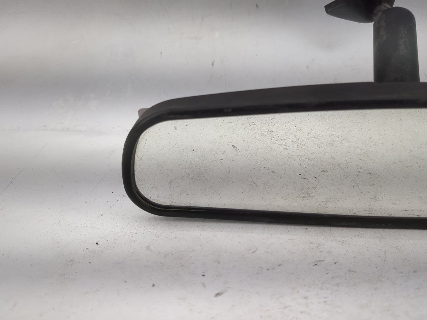 2004-2010 Toyota Sienna Interior Rear View Mirror Replacement OEM P/N:E8011681 MODEL 240 Fits OEM Used Auto Parts - Oemuseda