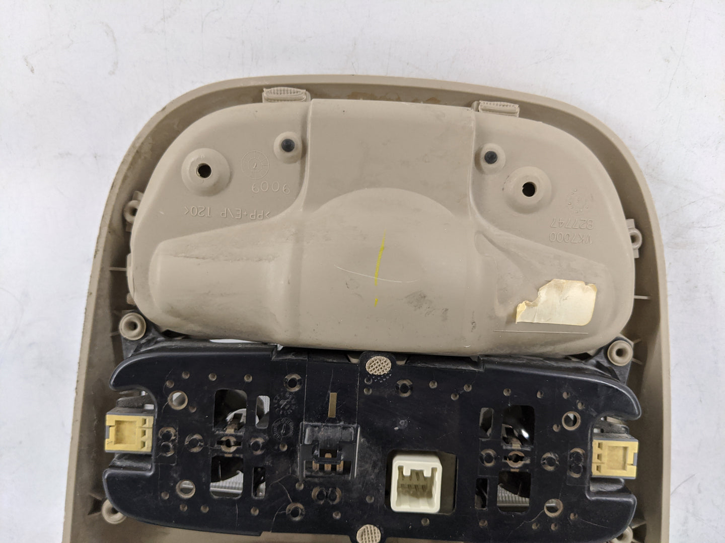2006 Toyota Sienna Overhead Roof Console Tan - Oemusedautoparts1.com