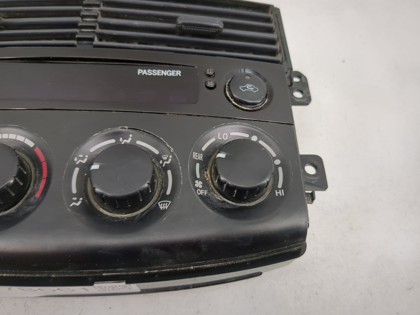 2006-2010 Toyota Sienna Climate Control Module Temperature AC/Heater Replacement P/N:84010-08090 Fits OEM Used Auto Parts - 