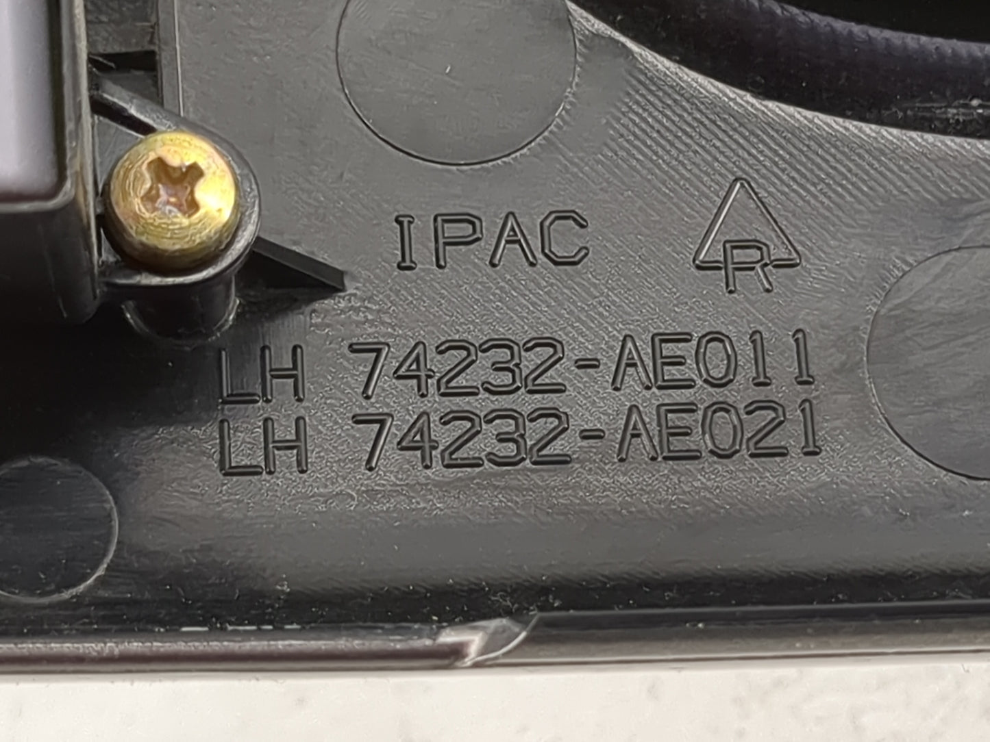 2004-2010 Toyota Sienna Master Power Window Switch Replacement Driver Side Left P/N:74232-AE011 74232-AE021 Fits OEM Used Au