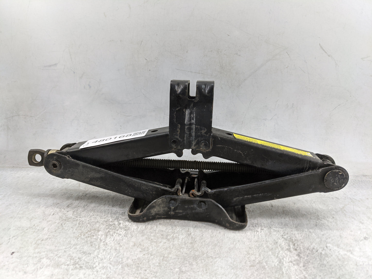 2006 Toyota Sienna Spare Scissor Car Jack - Oemusedautoparts1.com